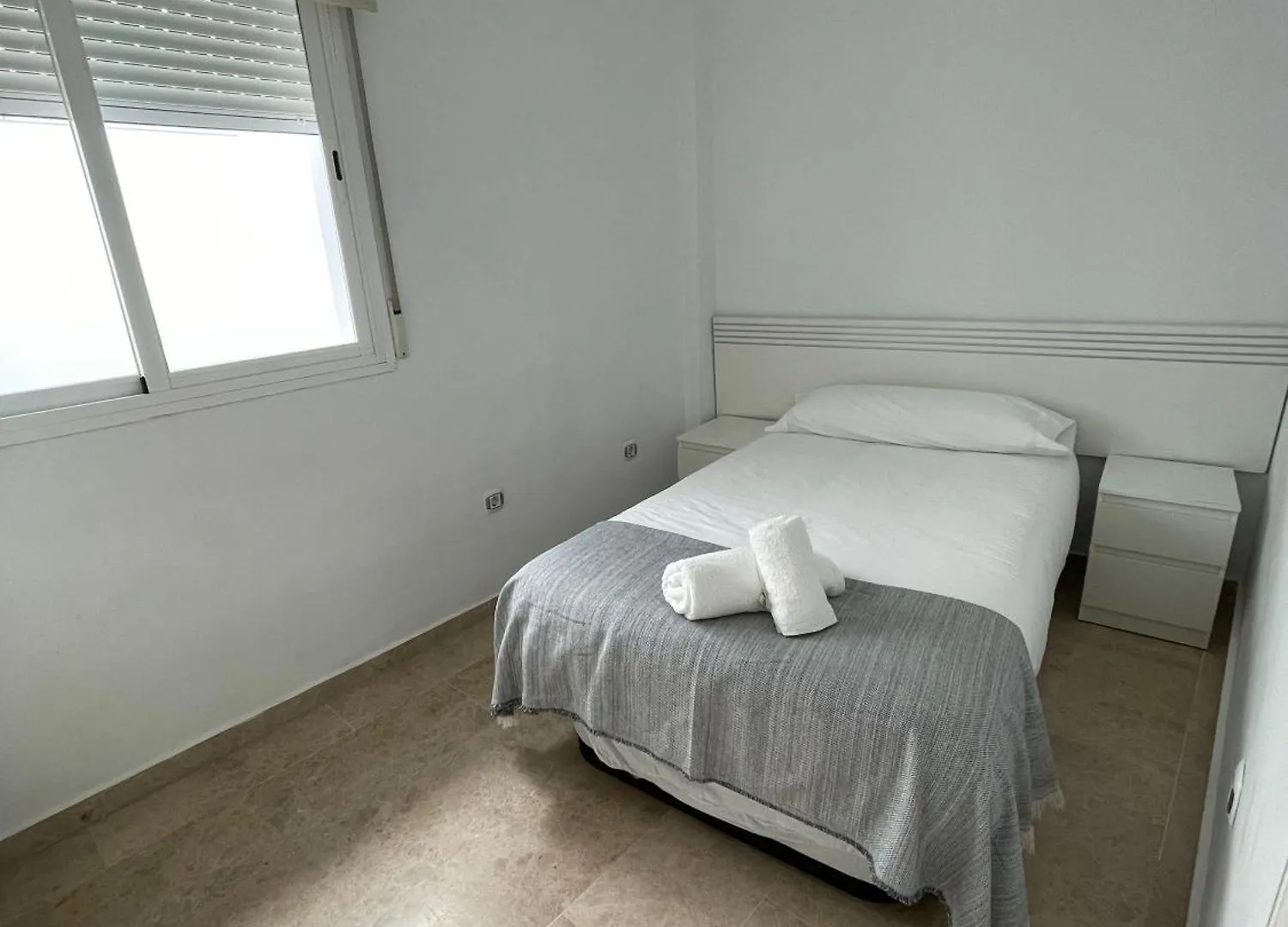 A 5 Min Estacion De Tren- Patio-Parking Y Playa Apartment Malaga